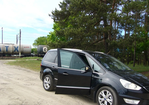 Ford Galaxy cena 28000 przebieg: 261600, rok produkcji 2010 z Wałcz małe 191